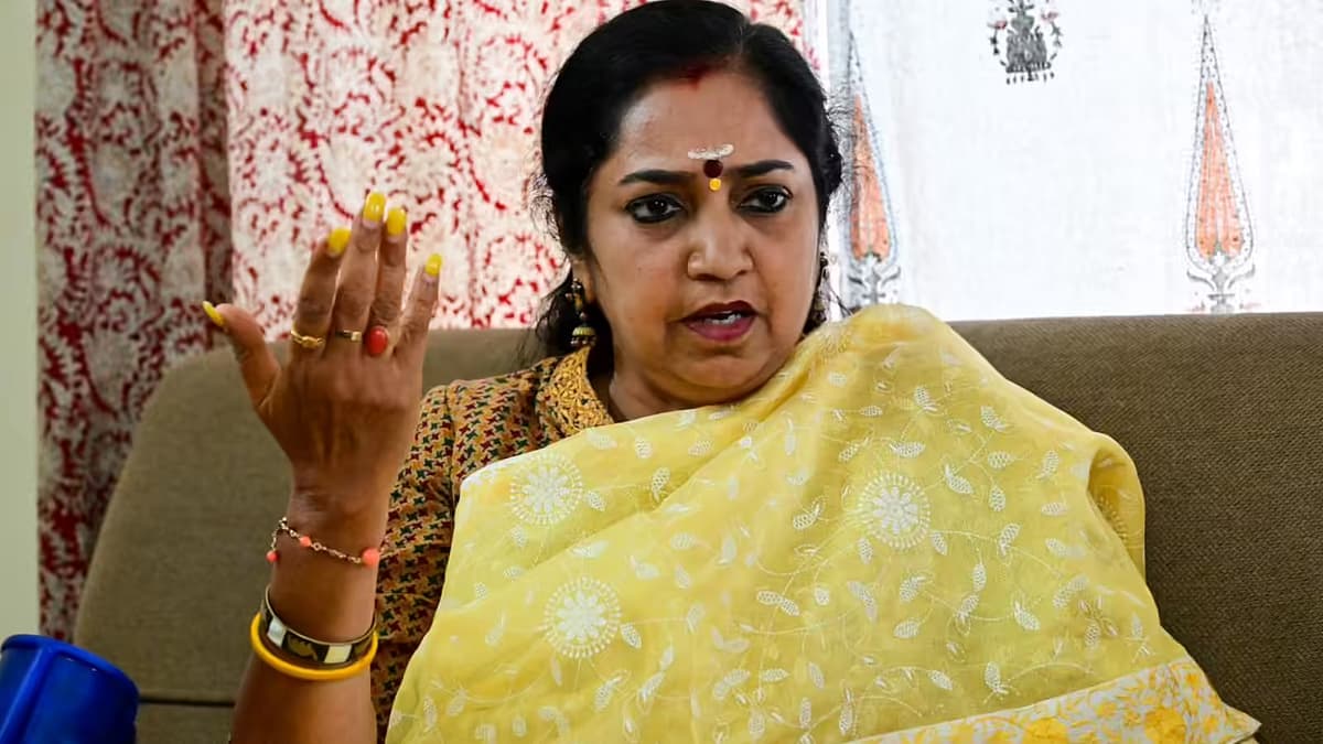 தமிழச்சி தங்கபாண்டியன்