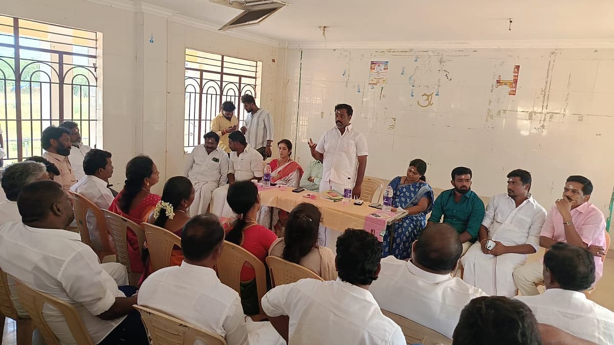 சசிகலா ஆதரவாளர்கள் ஆலோசனை