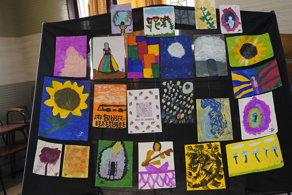 மாணவி ஐஸ்வர்யாவின் படைப்புகள்