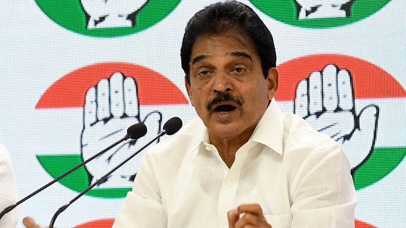 அகில காங்கிரஸ் பொதுச்செயலாளர் வேணுகோபால்