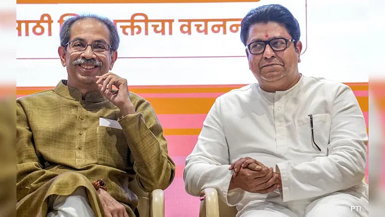 `20 ஆண்டுகளுக்கு பிறகு இணைந்த தாக்கரே சகோதரர்களிடையே 2 மாதத்தில் பிணக்கு?' கவுன்சிலர் தேர்வில் மோதல்