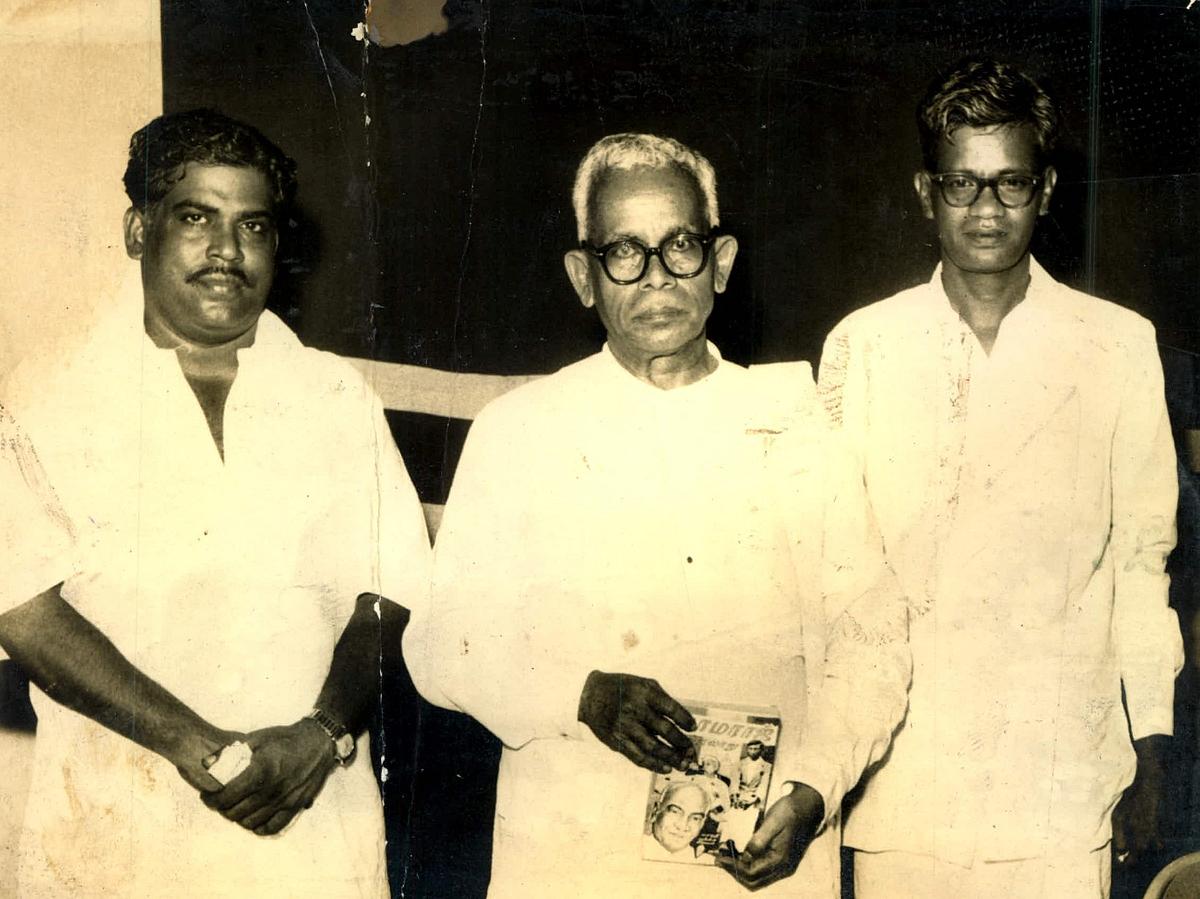 பக்தவத்சலம்: முதல் தேர்தல் வெற்றியிலேயே ஒரு தலைமுறையின் வரலாற்றைத் தீர்மானித்தவர்! | முதல் களம் 07