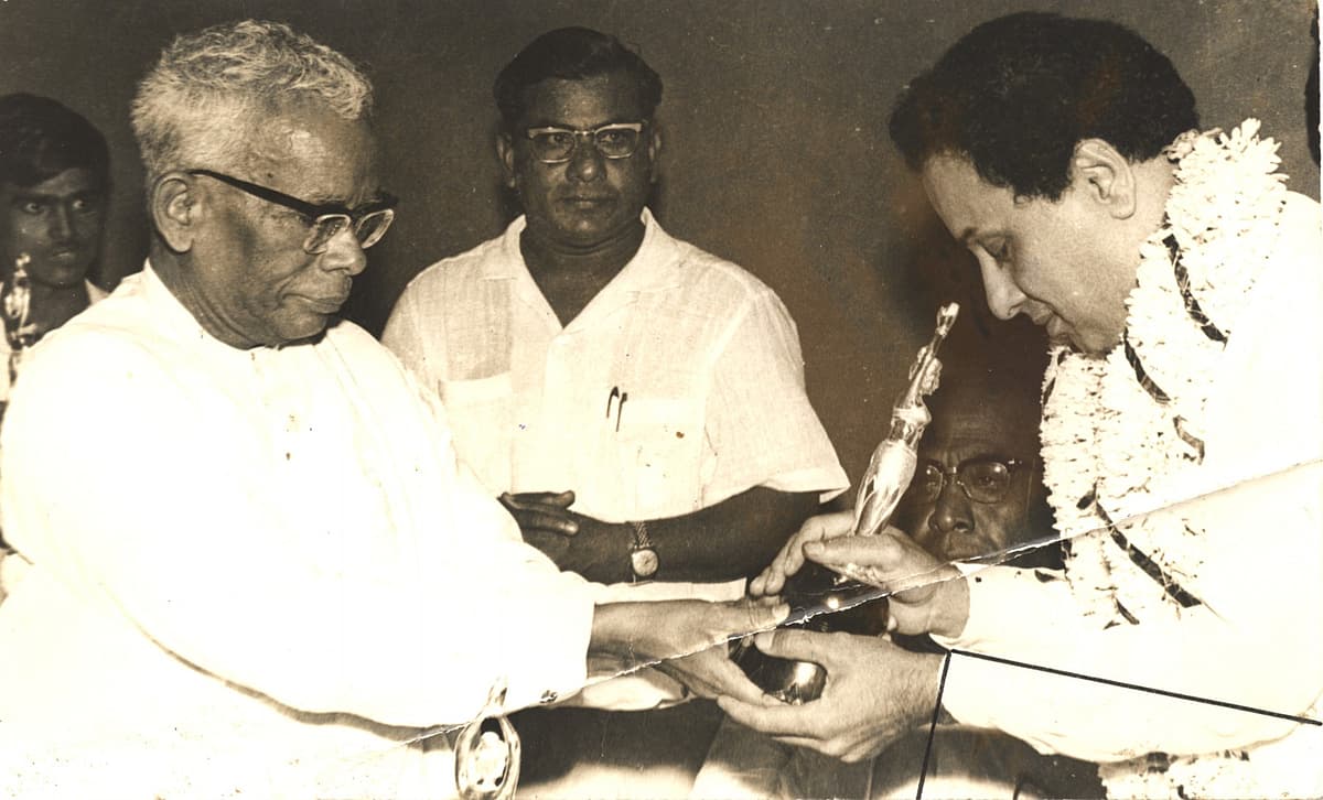 பக்தவத்சலம்: முதல் தேர்தல் வெற்றியிலேயே ஒரு தலைமுறையின் வரலாற்றைத் தீர்மானித்தவர்! | முதல் களம் 07