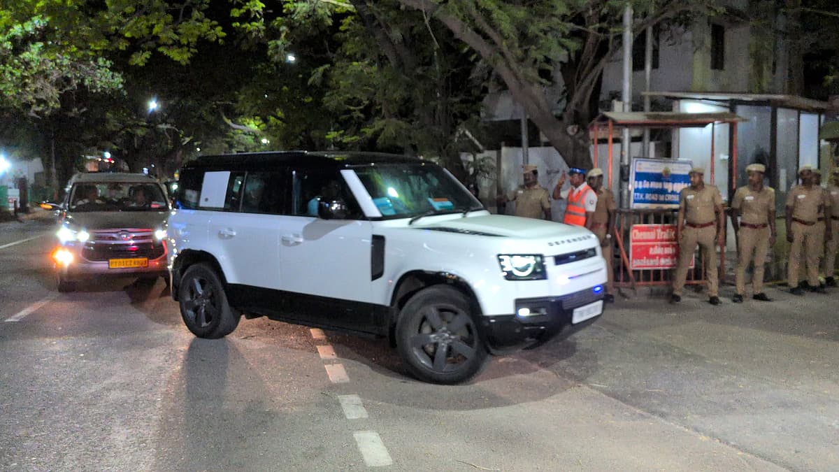 கே.சி.வேணுகோபாலின் கார்