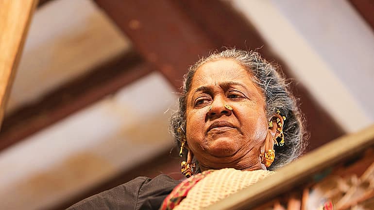 தாய் கிழவி