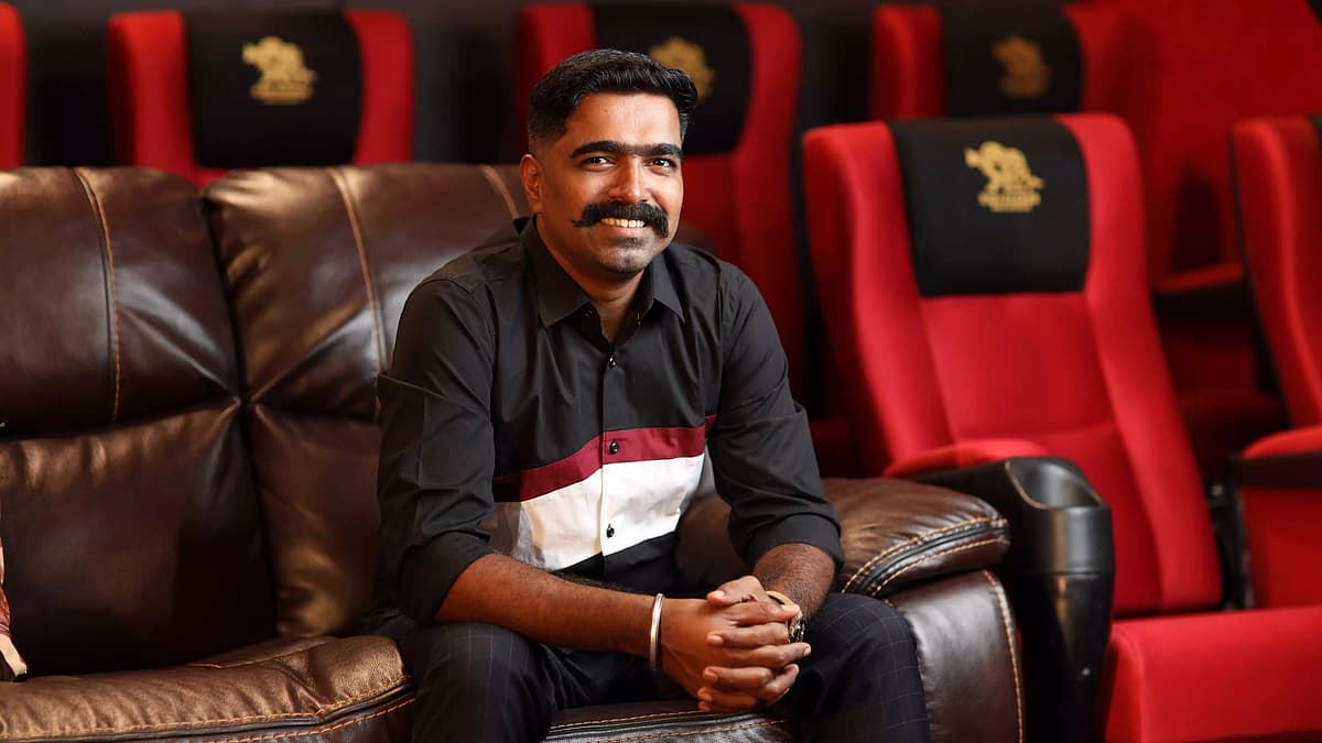 ரவி பஸ்ரூர்