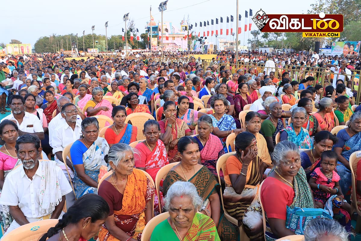 சசிகலா கூட்டத்தில் பங்கேற்றவர்கள்