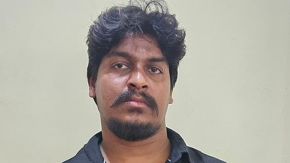 ரௌடி ஹைகோர்ட் மகாராஜா