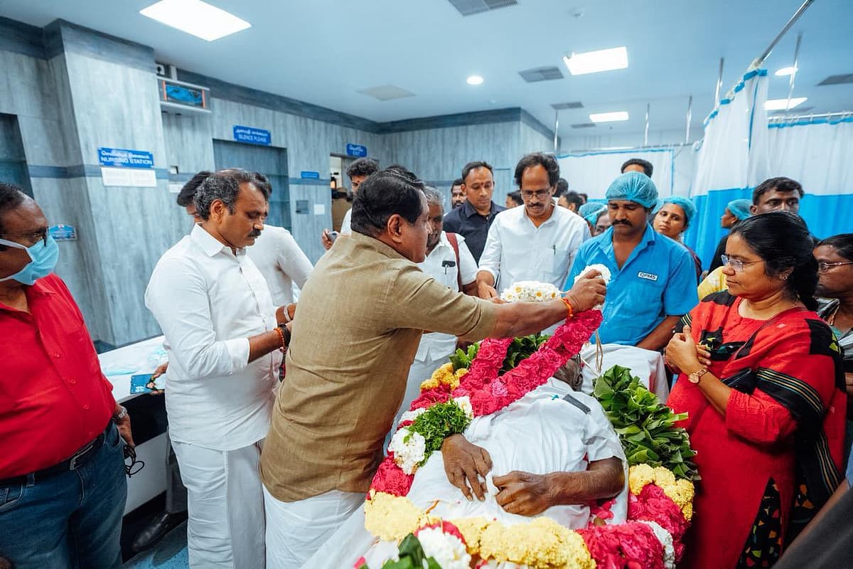 நயினார் நாகேந்திரன் நேரில் அஞ்சலி