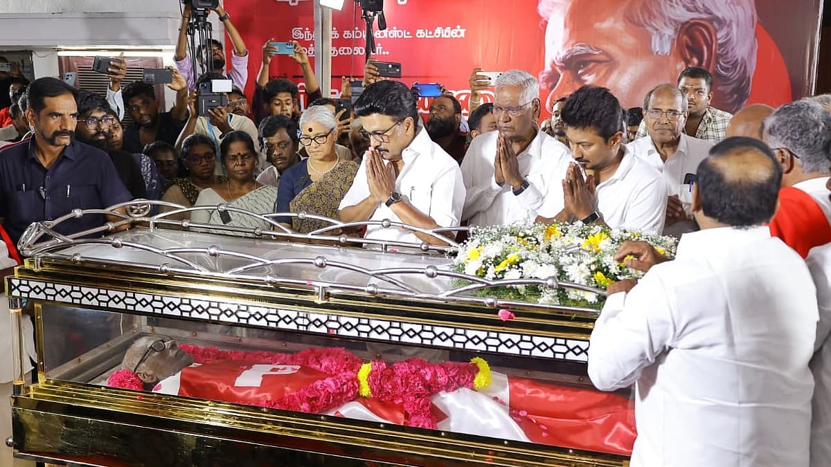 ஸ்டாலின் நேரில் அஞ்சலி