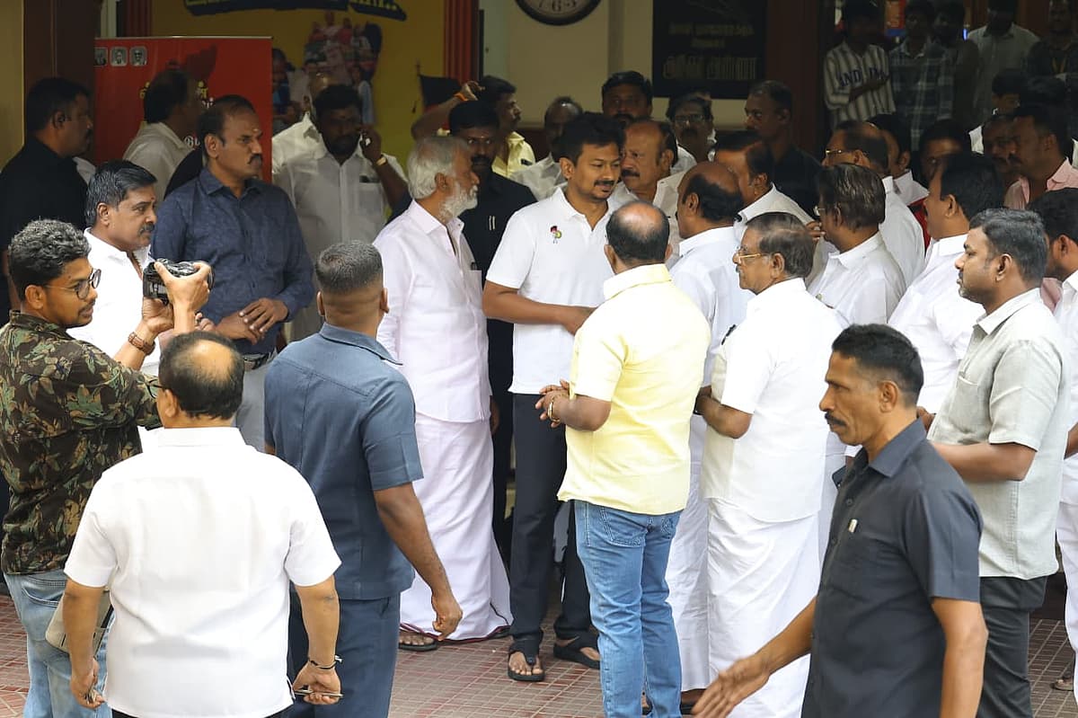 `இனி எனது உழைப்பு முழுவதும் உதயசூரியன் சின்னத்துக்கே.!' - திமுக-வில் இணைந்த ஓ.பன்னீர்செல்வம்