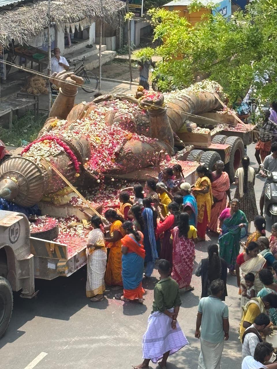 கும்பகோணத்தில் செய்யப்பட்ட ஆதிபராசக்தி சிலை