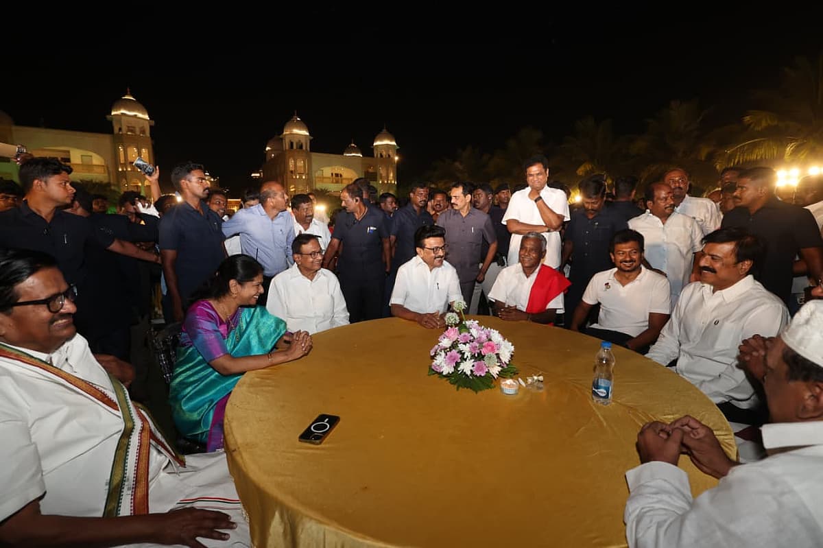 `நிச்சயதார்த்தத்திலும் நீண்ட ஆலோசனை; கார்கே மனதை கரைத்த சிதம்பரம்' - திமுக, காங்கிரஸ் `டீல்' பின்னணி