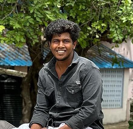 உயிரிழந்த ஆகாஷ் டெலிசன்