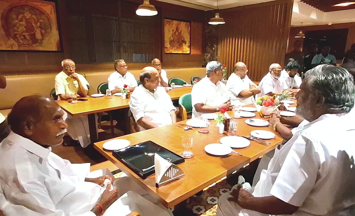 என்.ஆர்.காங்கிரஸ் - பாஜக ஆலோசனை கூட்டத்தில் ரங்கசாமி