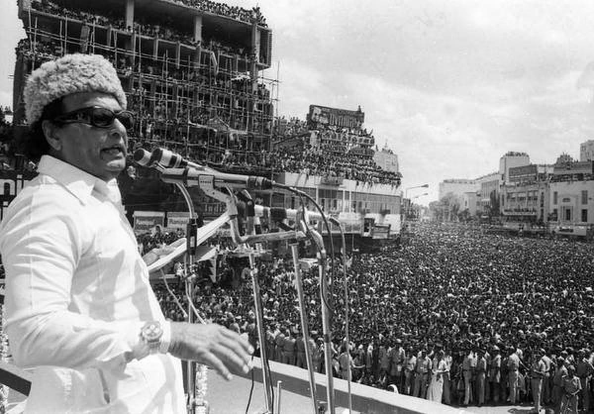 எம்.ஜி.ஆர்