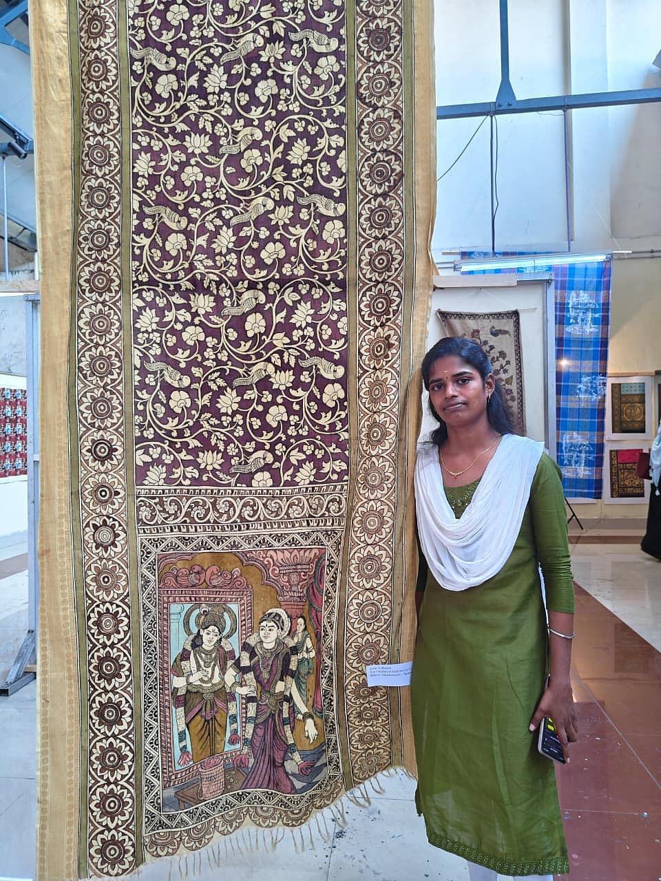 பவானி தன் படைப்புகளோடு