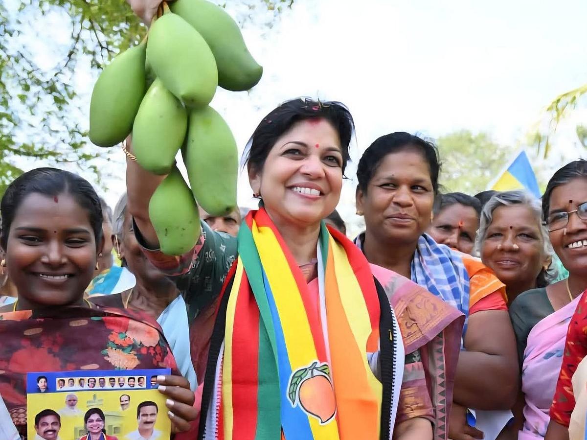 சௌமியா அன்புமணி