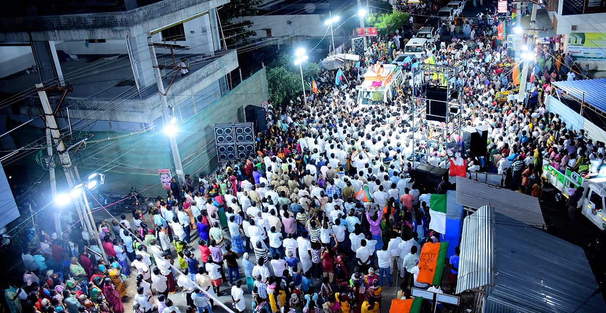 கரூரில் அண்ணாமலை பிரச்சாரம்