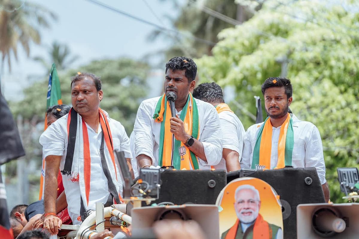 அண்ணாமலை உடன் வானதி சீனிவாசன் மகன் ஆதர்ஷ்