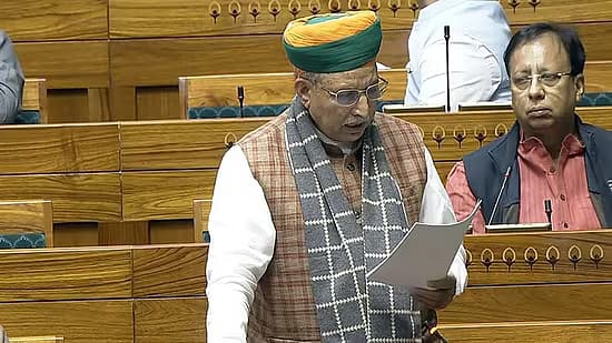 அர்ஜீன் ராம் மேக்வால்