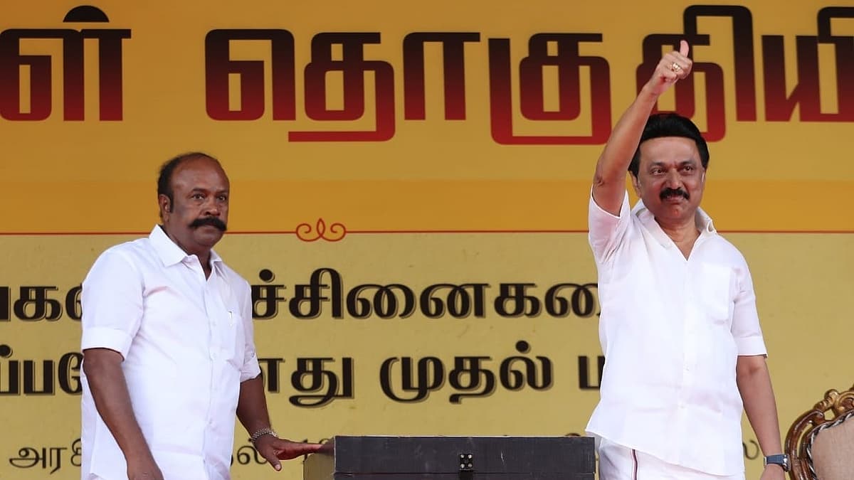 ஸ்டாலின் உடன் பெரிய கருப்பன்