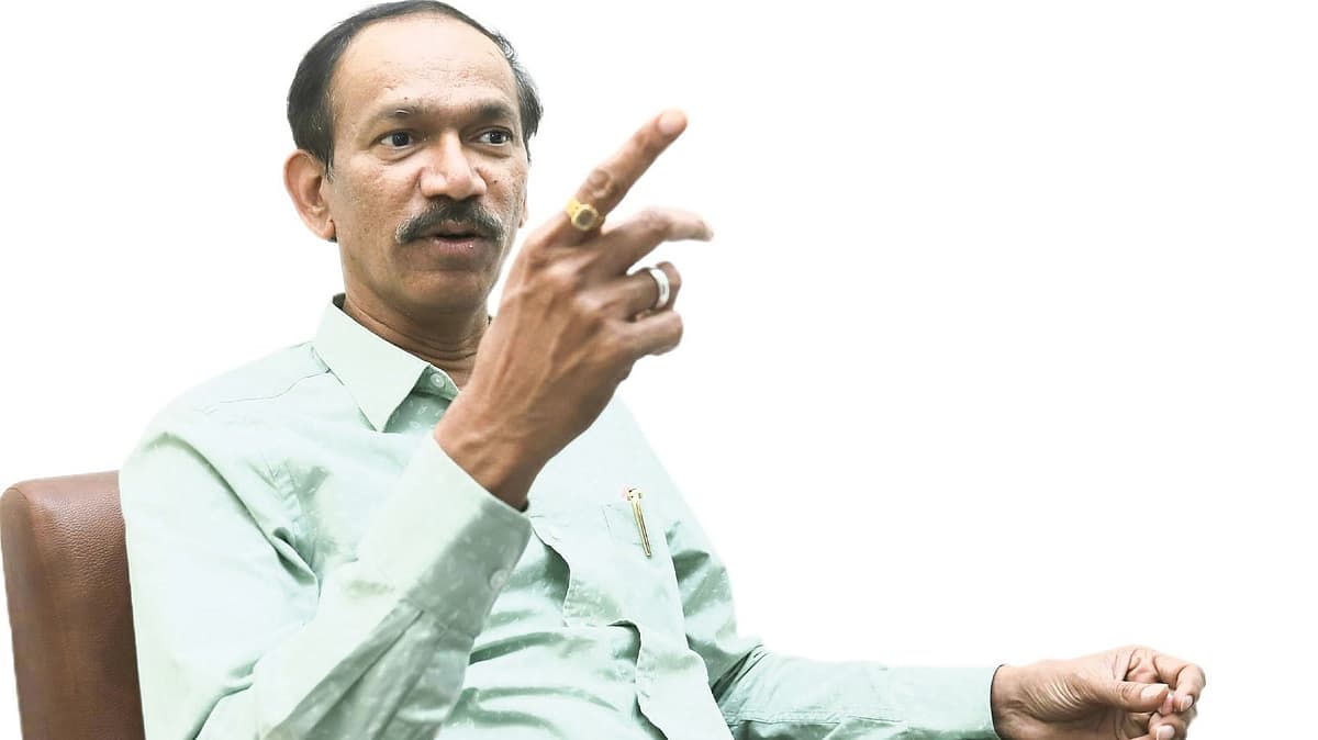 கிரிஷ் சோடங்கர்