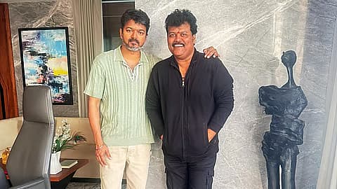 நடிகர் ஶ்ரீமன் - விஜய்