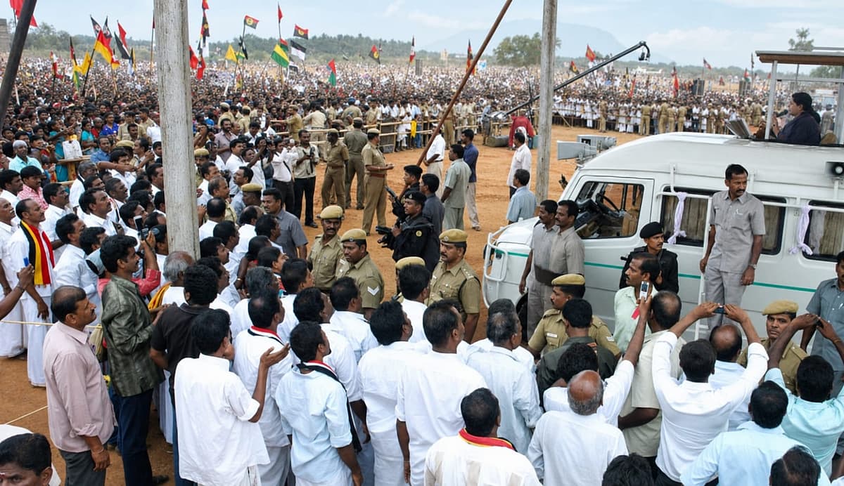 ஜெயலலிதா பிரச்சாரத்தின் போது