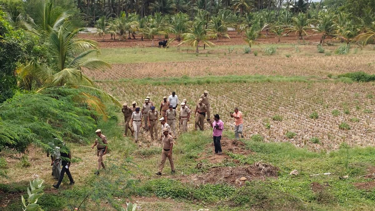 போலீசார் விசாரணை