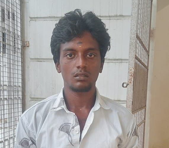 குற்றவாளி ரௌடி எழிலரசன்