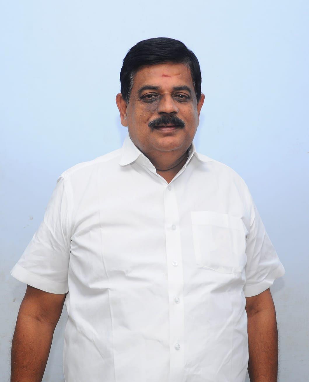 உடுமலை ராதாகிருஷ்ணன்