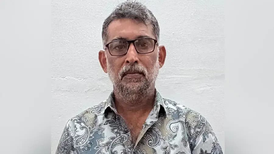 கைதுசெய்யப்பட்ட அயூப்