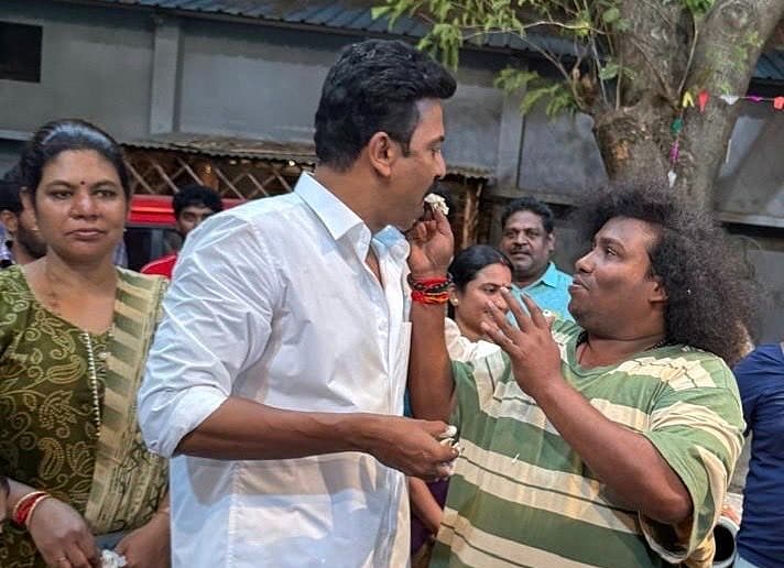 சமுத்திரக்கனி, யோகிபாபு