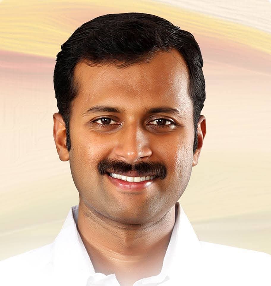 கேரள உணவுத்துறை அமைச்சர் அனூப் ஜேக்கப்