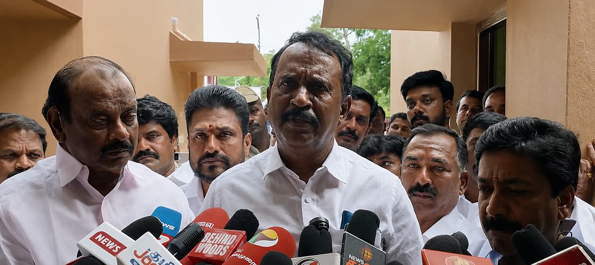 எஸ்.பி. வேலுமணி