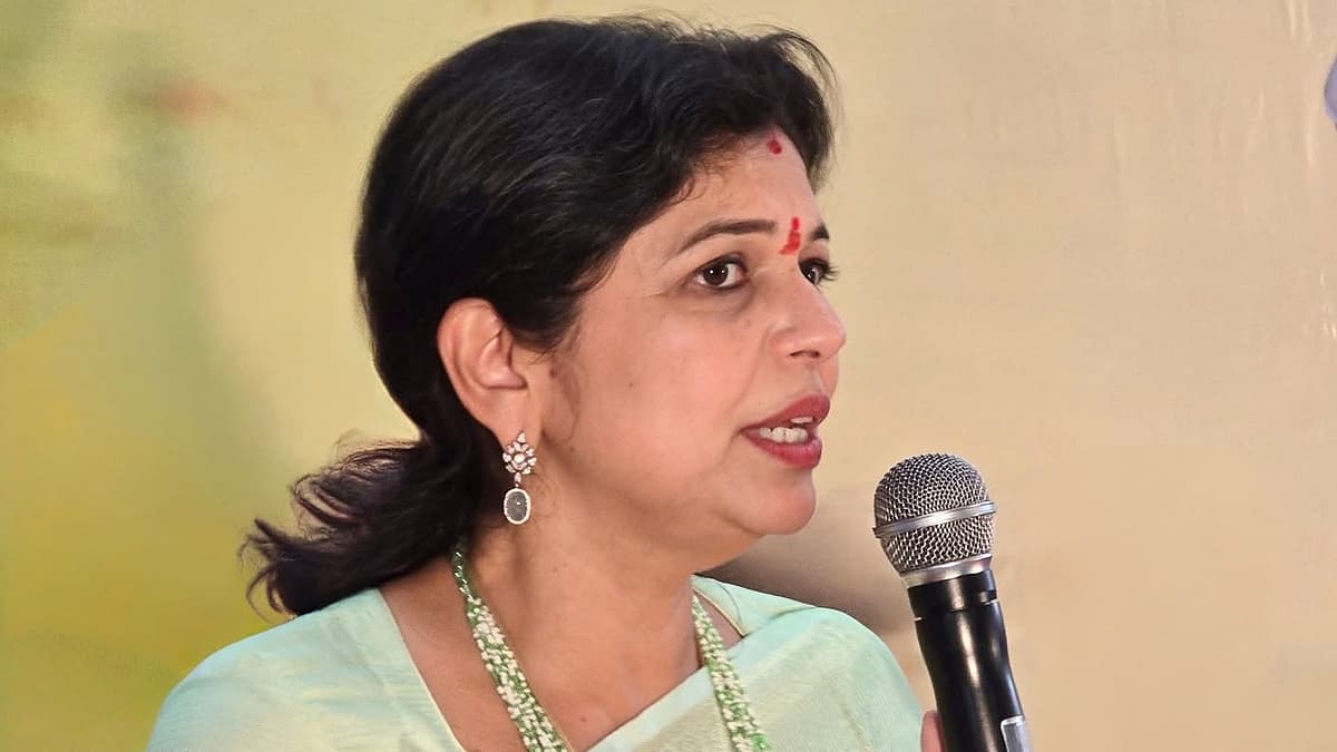 சௌமியா அன்புமணி