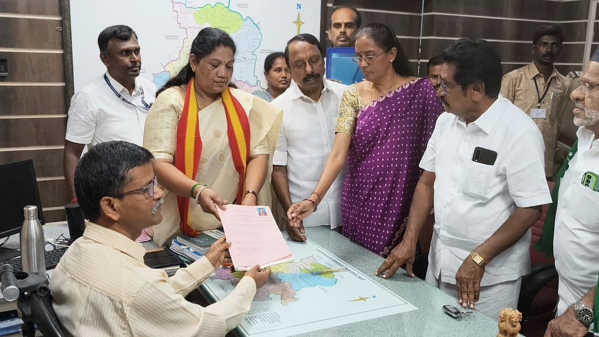 சத்யபாமா வேட்புமனுத் தாக்கல்