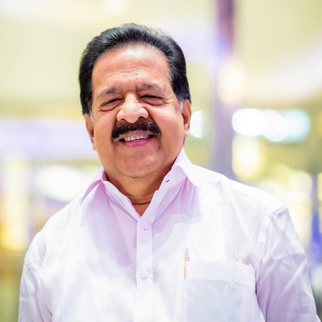 கேரள உள்துறை அமைச்சர் ரமேஷ் சென்னிதலா