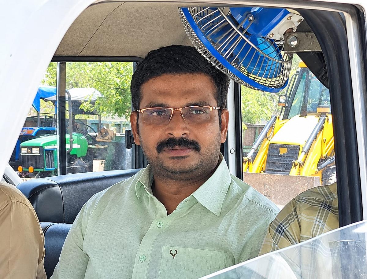 இடைத்தரகர் ஜெயப்பிரகாஷ்