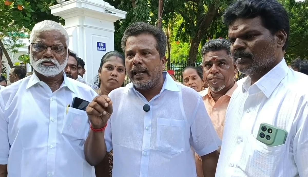 அமைச்சர் மல்லாடி கிருஷ்ணாராவுக்கு ஆதரவாக குவிந்த மீனவ கிராம மக்கள்