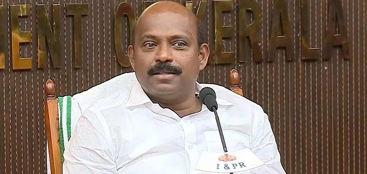அமைச்சர் எம்.லிஜு