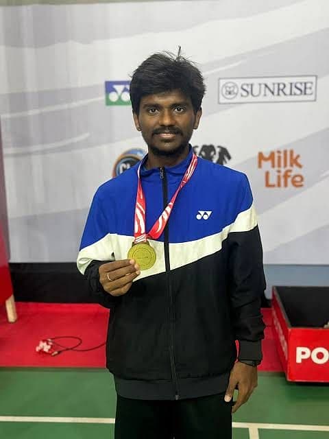 நவீன் சிவகுமார்