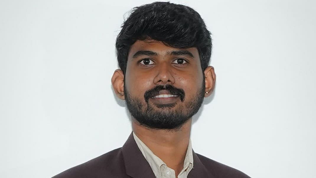 ஜி.கே. வேந்தன்.