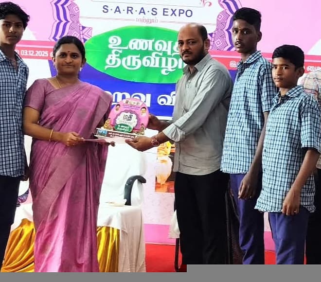 ஆசிரியர்.பா.நூருல்லாஹ்,