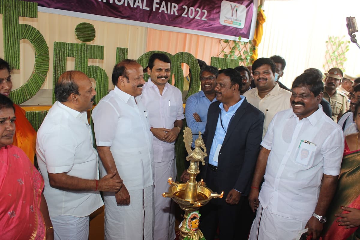 கரூரில் முருங்கை பார்க் ! 3 நாள் முருங்கை கண்காட்சியில் அமைச்சர் ...