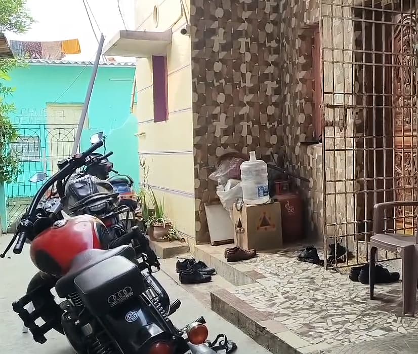 `யார், யாரிடம் இடங்களை அபகரித்தார்?' - என்கவுன்ட்டரில் உயிரிழந்த ரௌடி ...