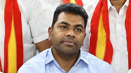 "தவெக வந்தவுடன் அண்ணன் செங்கோட்டையன் சொன்ன தேர்தல் வியூகம் இதுதான்" - ஆதவ் அர்ஜுனா